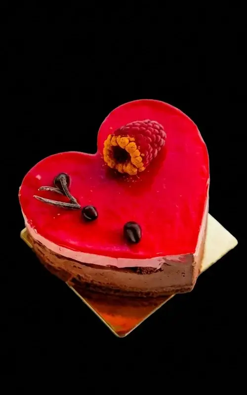 Raspberry & Chocolate Heart Cake