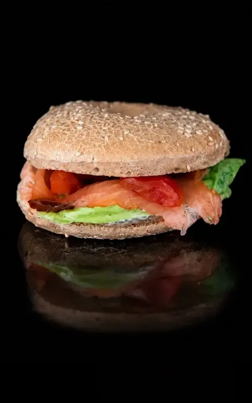 Ingredients: Rice flour, tapioca starch, egg white, yeast, salt, xanthan, sesame, plant based cream cheese.